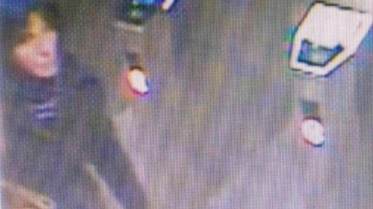 imaginile socante ale primului atac al criminalei de la metrou tanara a reusit sa se salveze in