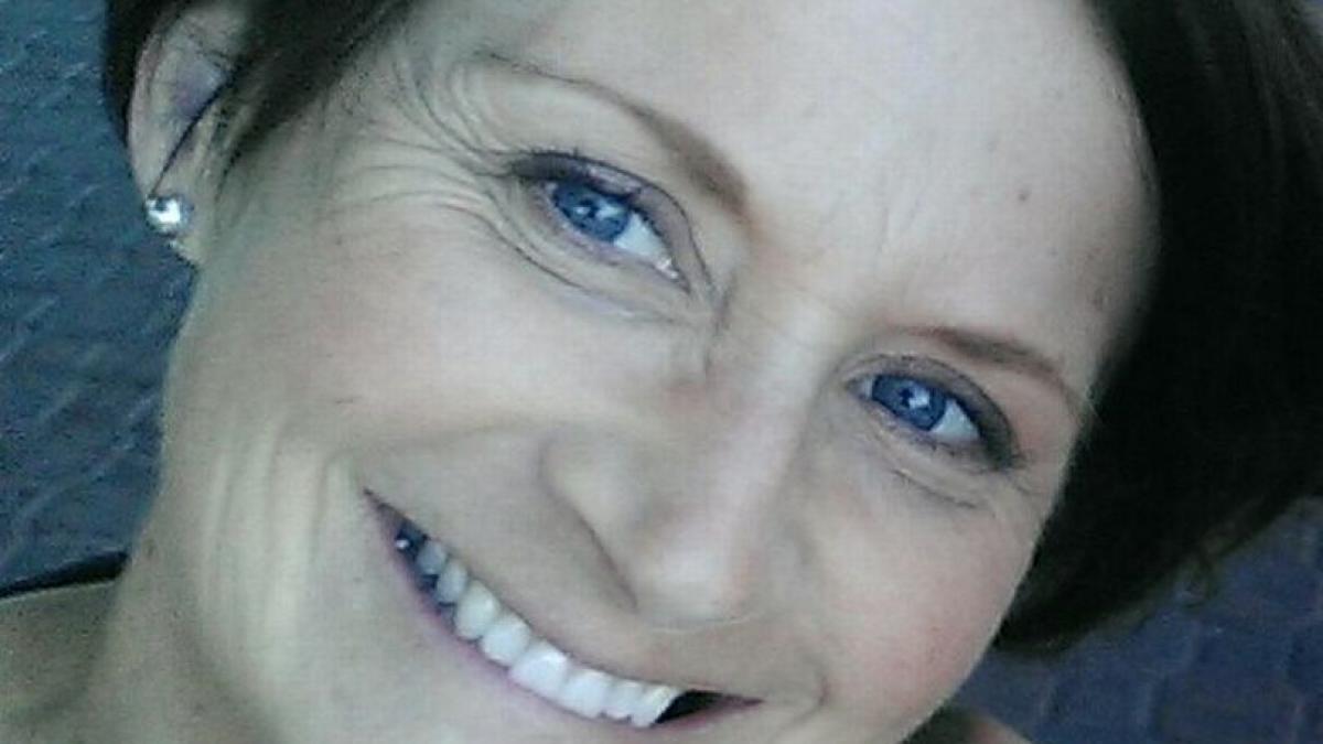 mama sa fusese ucisa de un vecin in timp ce ii aranja lucrurile femeii tanara a dat peste ceva in