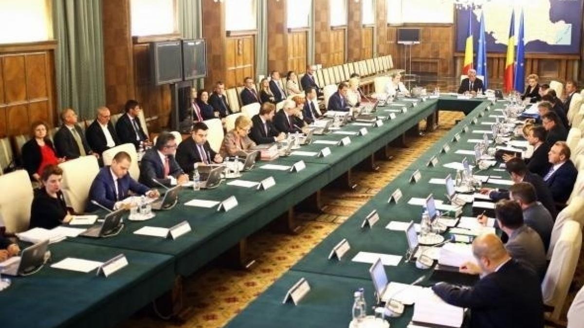 o noua decizie a guvernului pregateste reintroducerea pedepsei cu inchisoarea pentru angajatorii