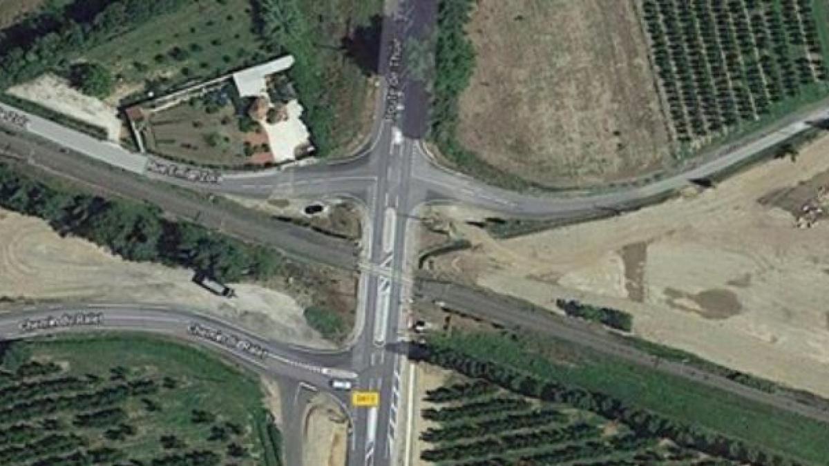 accident cumplit autobuz scolar lovit de tren patru morti si mai multi raniti