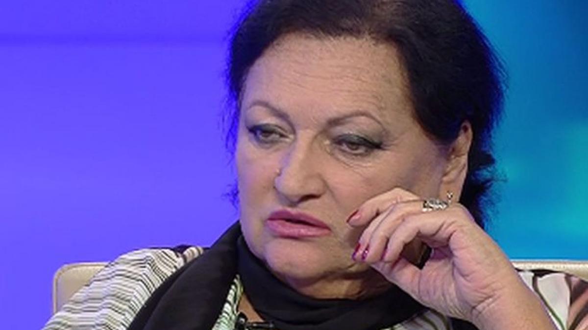 monica pop marcata si a scos ochiul cu o furculita era un mare patron de