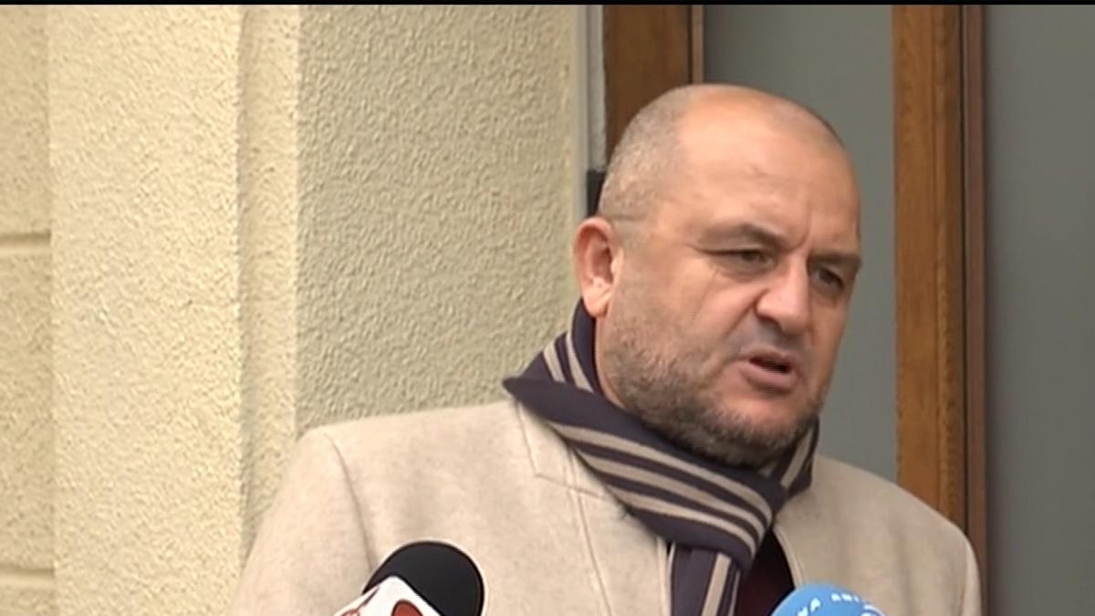 omul de afaceri adrian mititelu la sediul dna