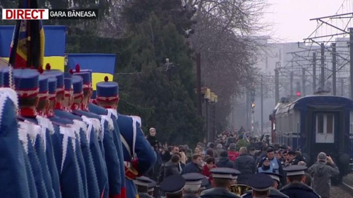 incepe ultimul drum al majestatii sale se va odihni langa marea sa iubire regina ana
