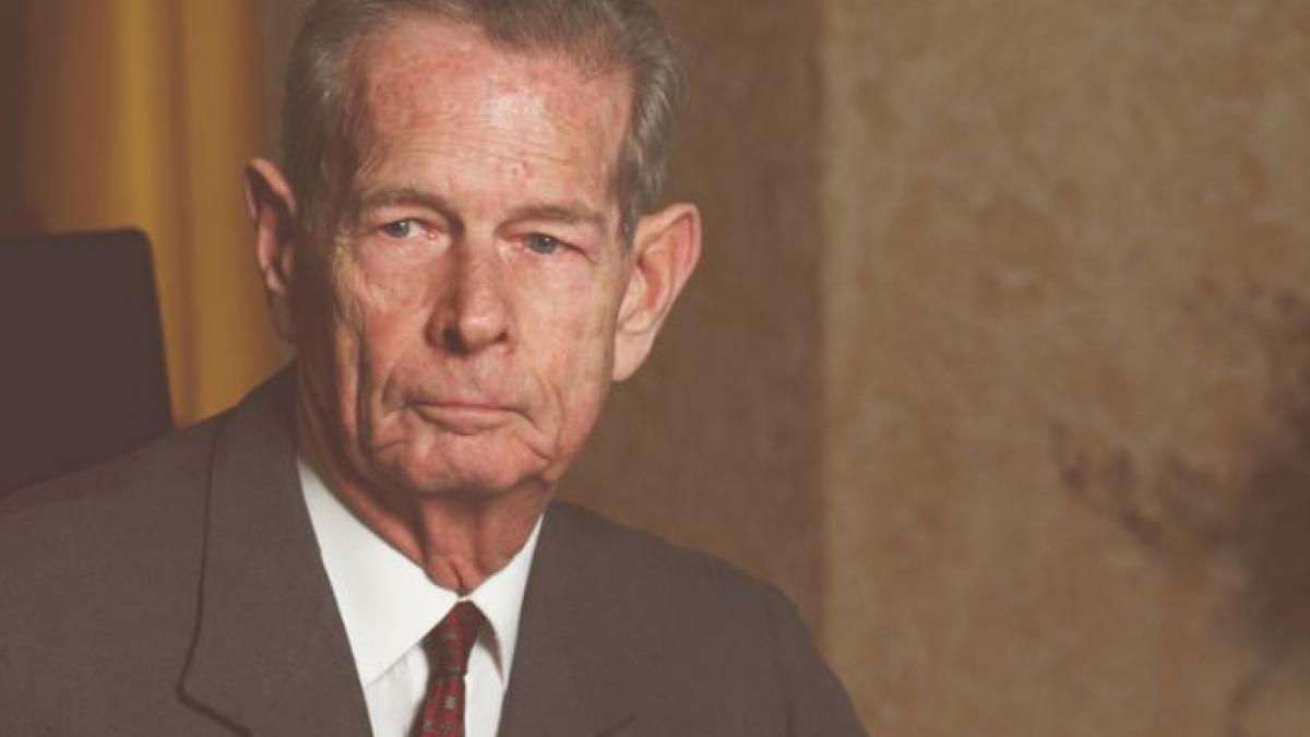 peste 10 000 de oameni asteptati la inmormantarea regelui mihai