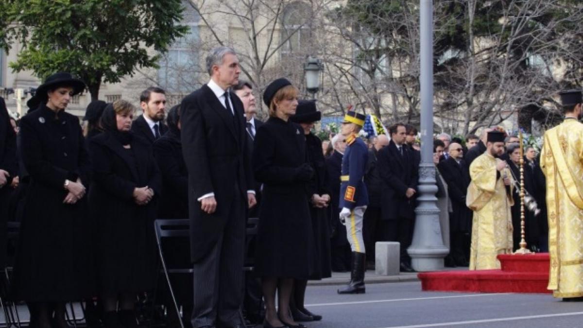 presa internationala despre disputele din familia regala funeraliile regelui mihai au reunit o