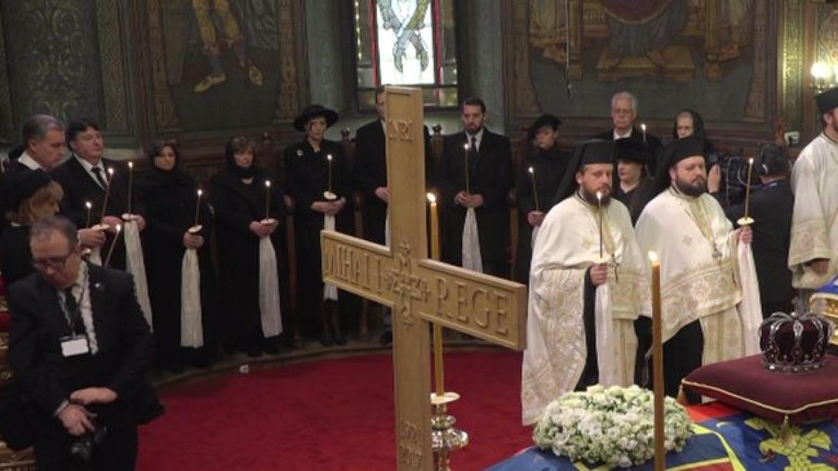 Slujbă impresionantă în memoria Regelui Mihai - VIDEO