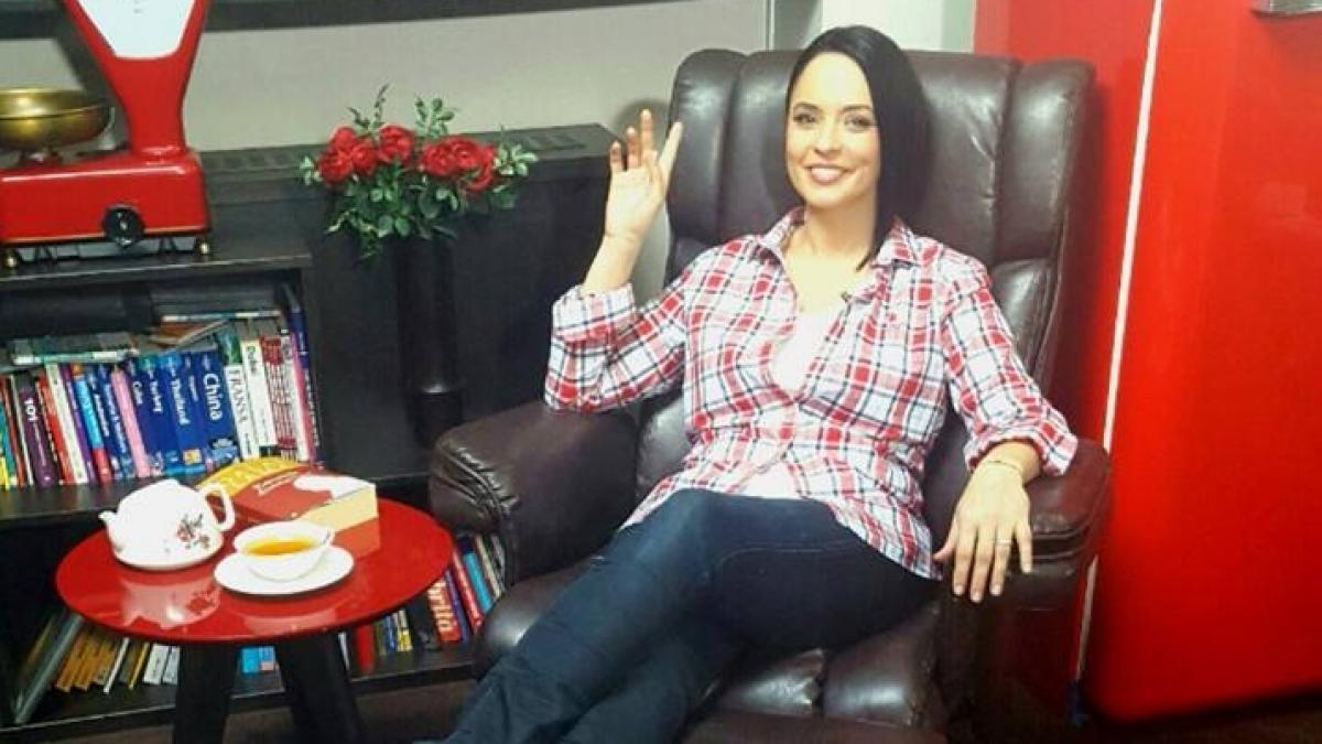 cu cat o plateste andreea marin pe femeia care ii face curat in casa si ii gateste