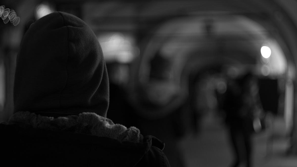 cum ajunge un om cu o simpla depresie sa ucida