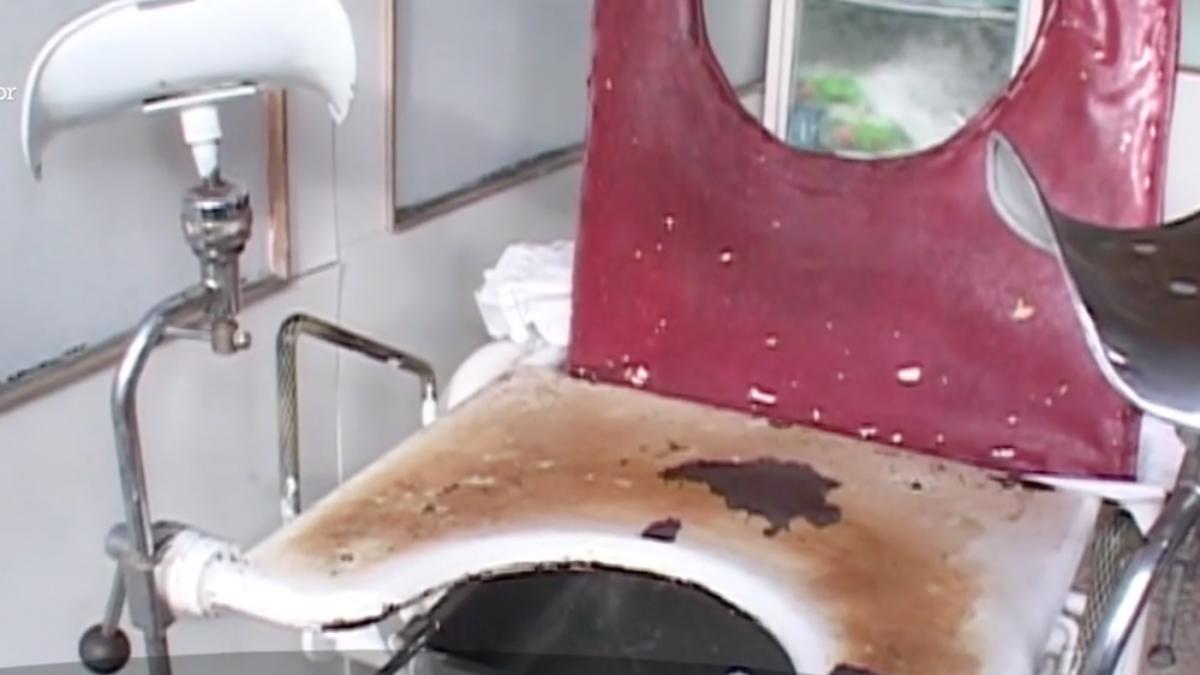 conditiile groaznice de la maternitatea din targu jiu prosoape si lenjerii puse la geamuri pentru a