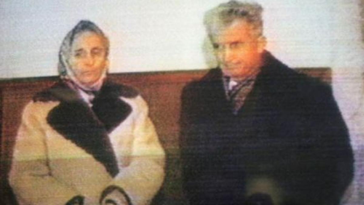 dezvaluire inedita din dosarul revolutiei ce li s a intamplat sotilor ceausescu inainte de a fi