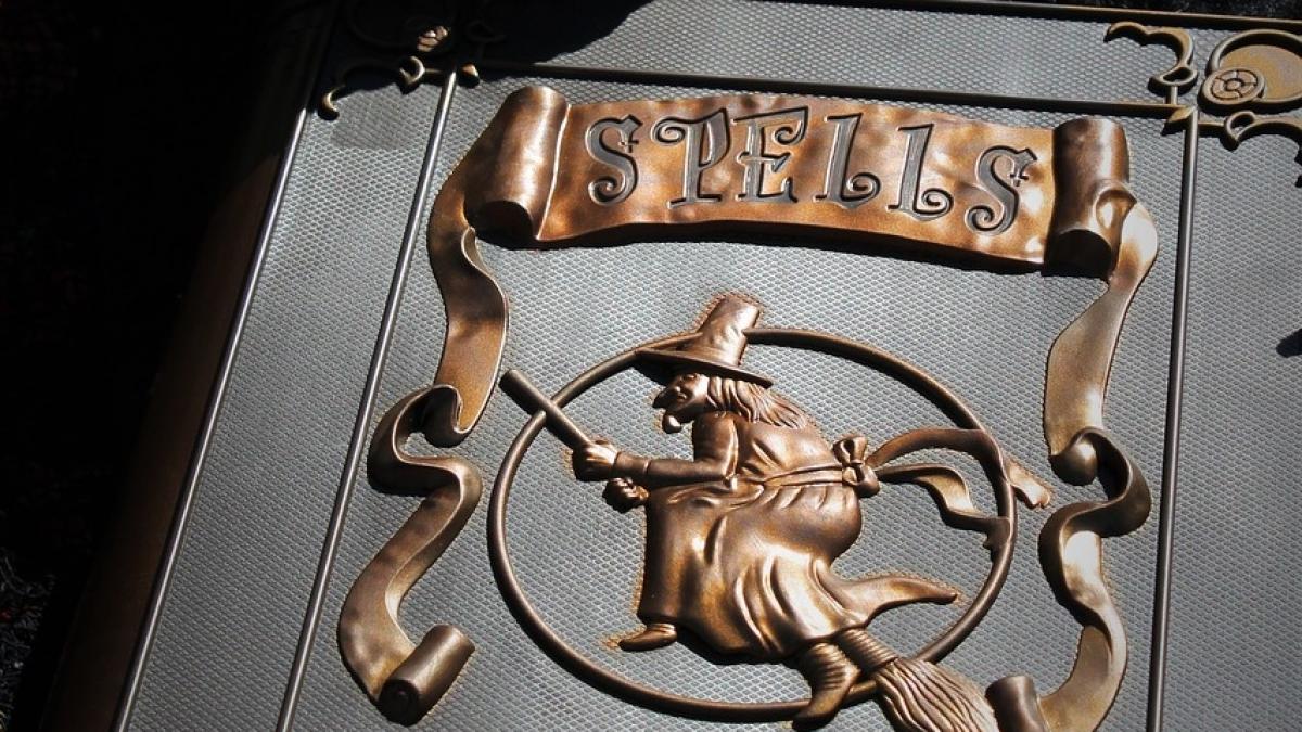 de cine se prind vrajile acestea sunt cele trei cauze