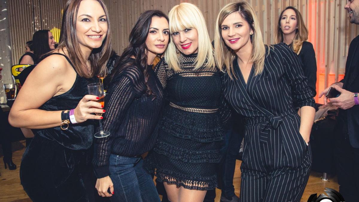 elena udrea aparitie incendiara intr un club din bucuresti