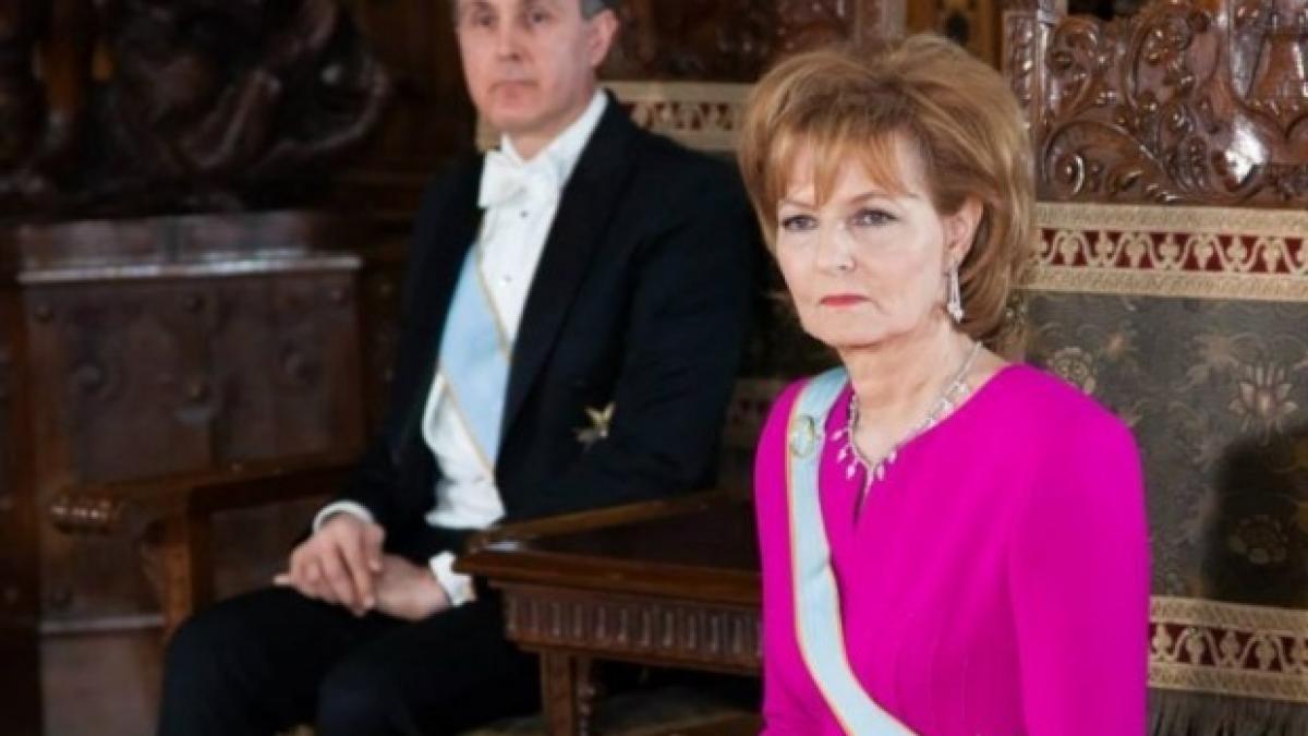 momente grele pentru familia regala margareta custodele coroanei regale va trebui sa elibereze