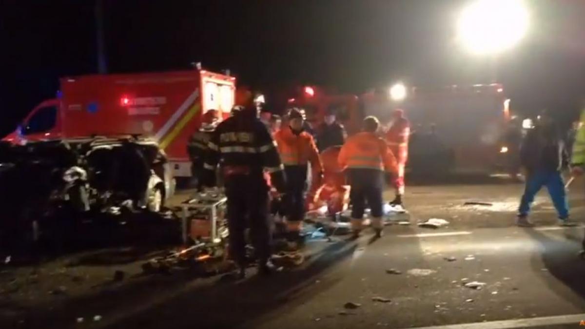 accident ingrozitor in bihor doi morti si noua raniti
