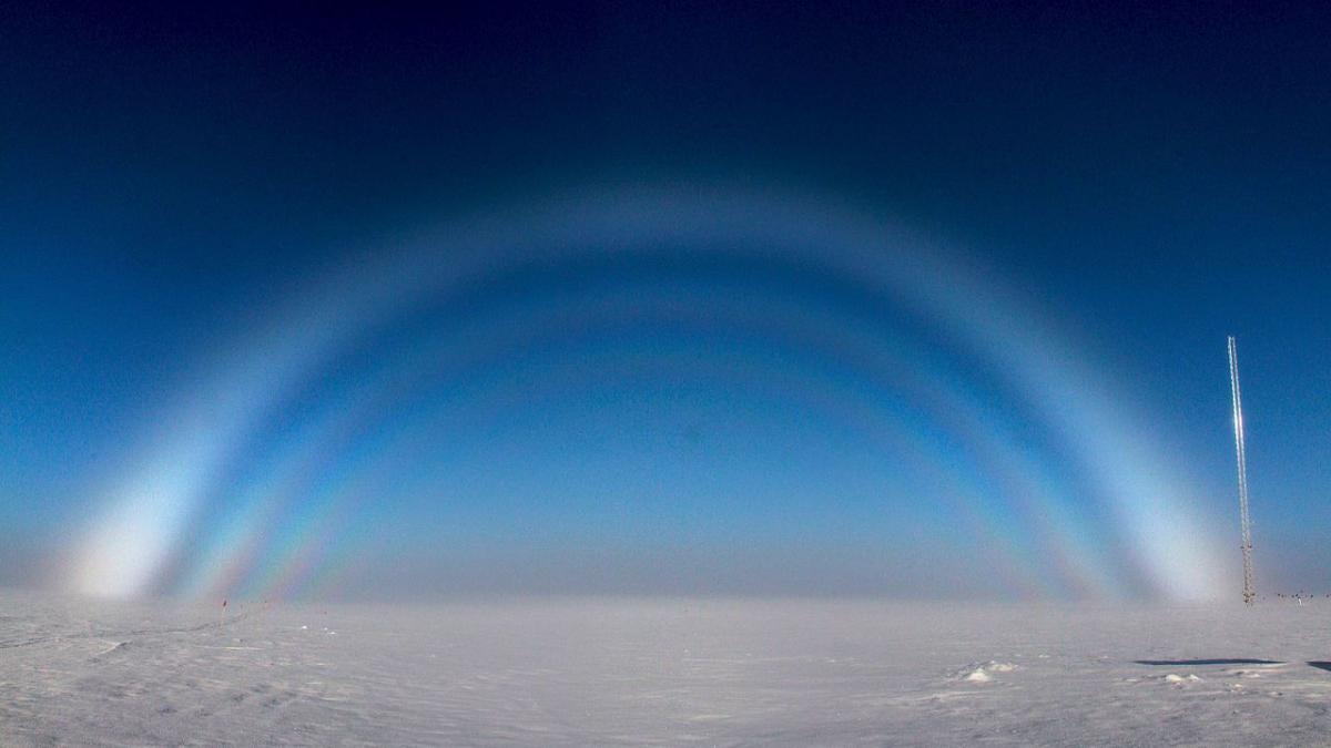 fenomen meteo rar unde a putut fi vazut pe cer curcubeul de ceata