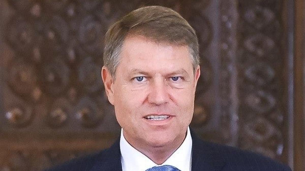 presedintele romaniei klaus iohannis cere parlamentului reexaminarea legii pentru modificarea legii