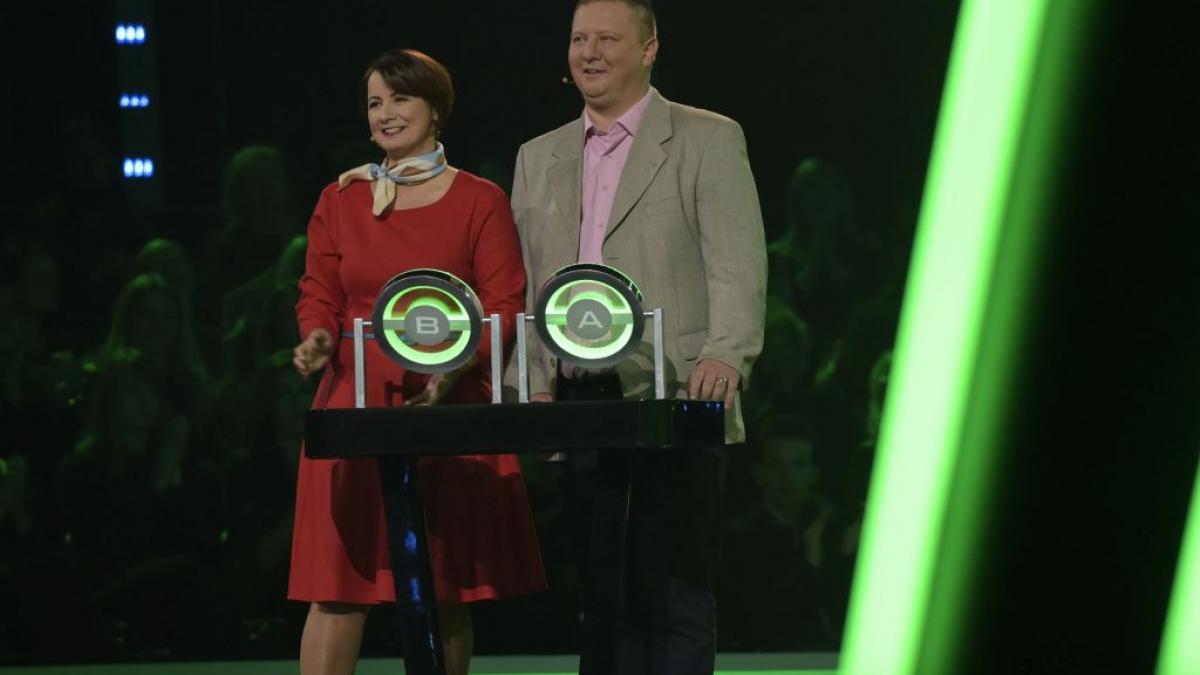 the wall marele zid surpriza de proportii la the wall romania