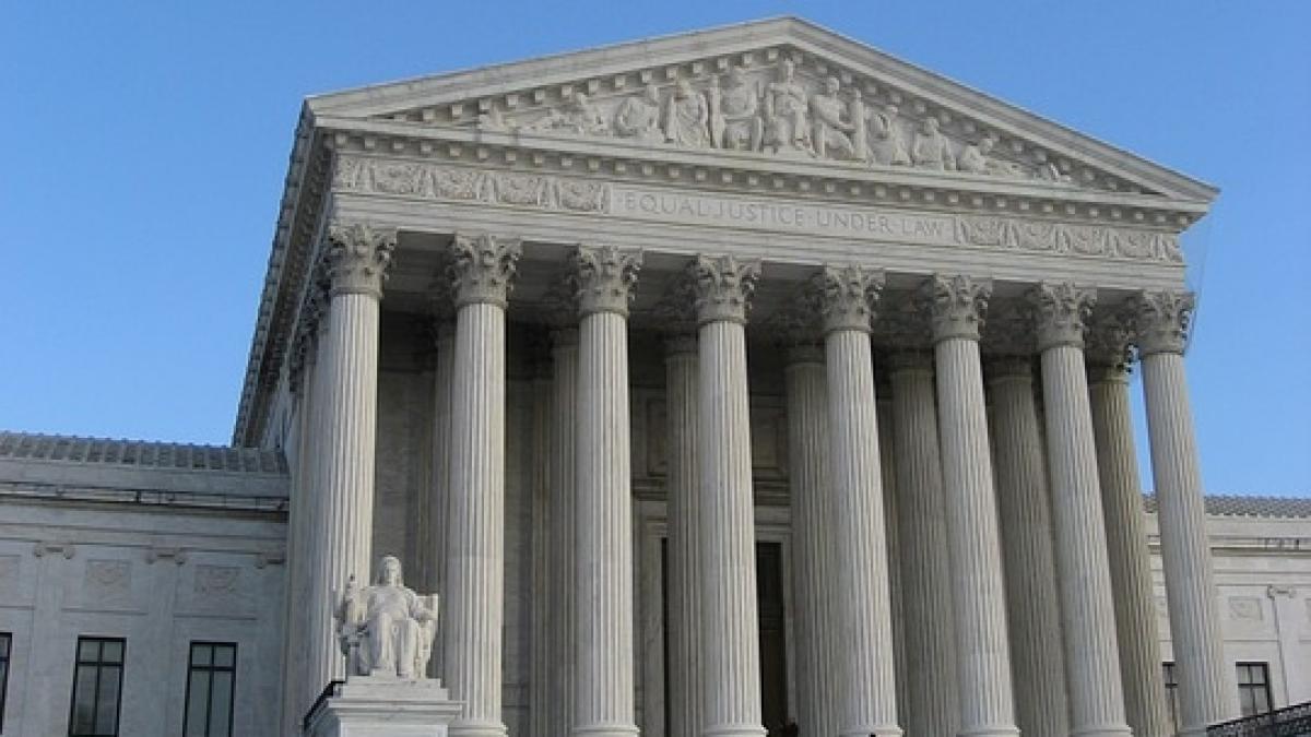 explozie puternica in fata curtii de apel