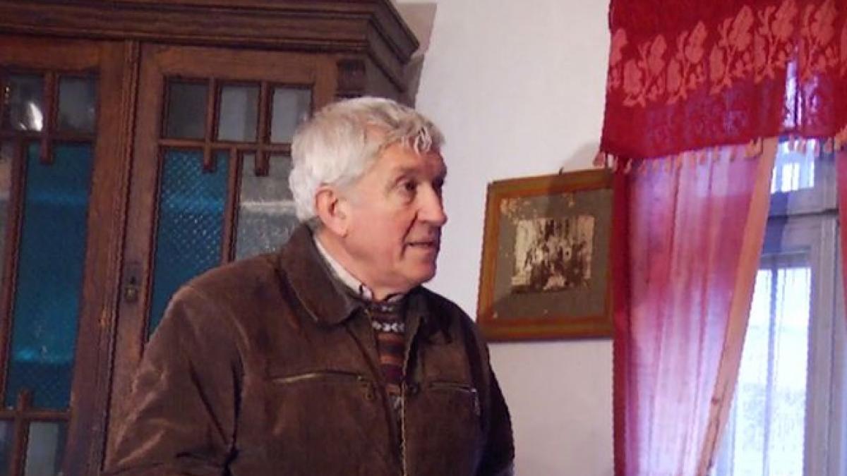 mircea diaconu avem in casa parinteasca o fosila de dinozaur