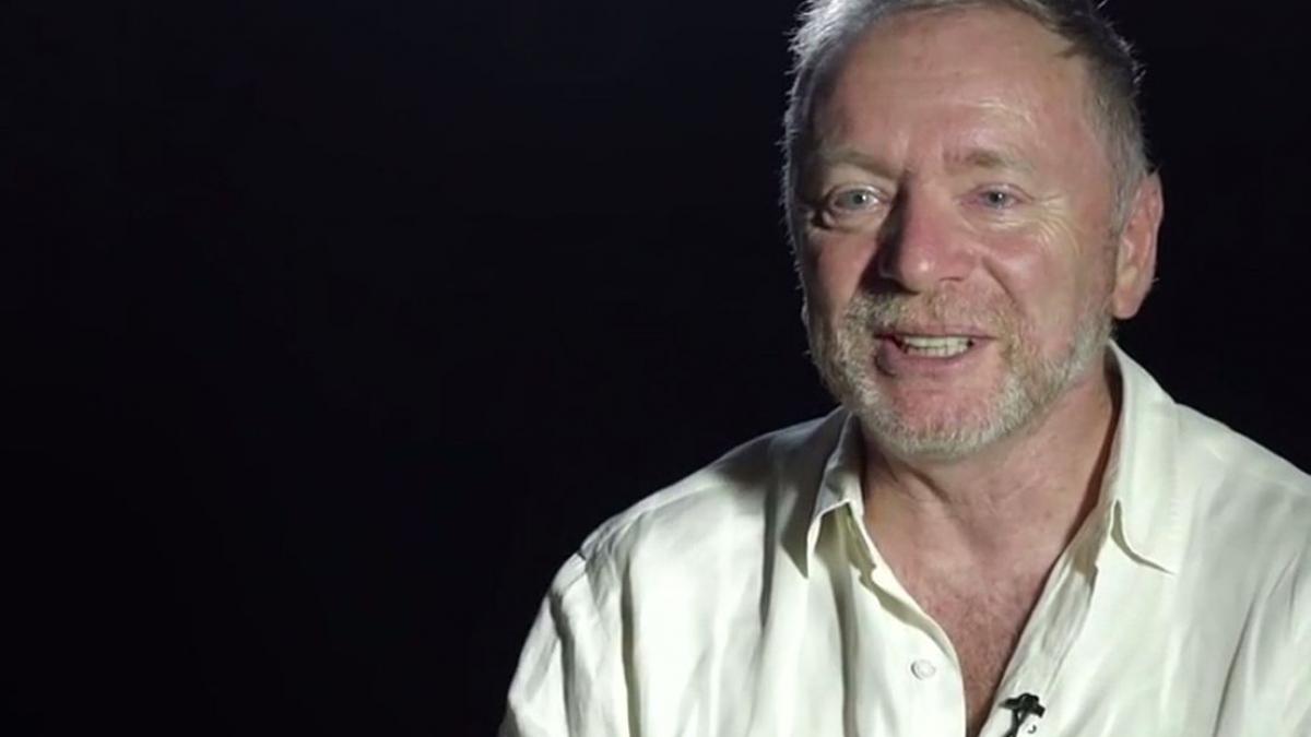 povestea celui mai bogat roman din america cum a ajuns barbatul sa stea la masa cu cei mai mari