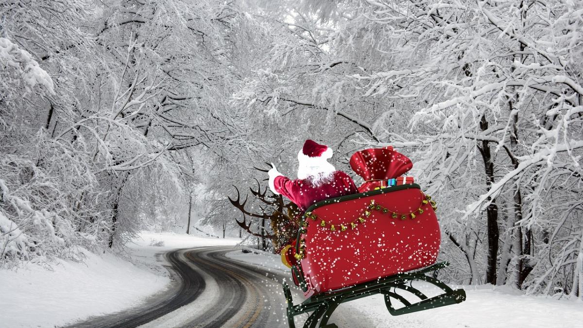 traseul lui mos craciun 510 milioane de kilometri 390 000 de case vizitate in fiecare minut