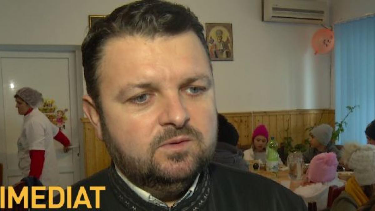 un preot inger pazitor pentru zeci de suflete