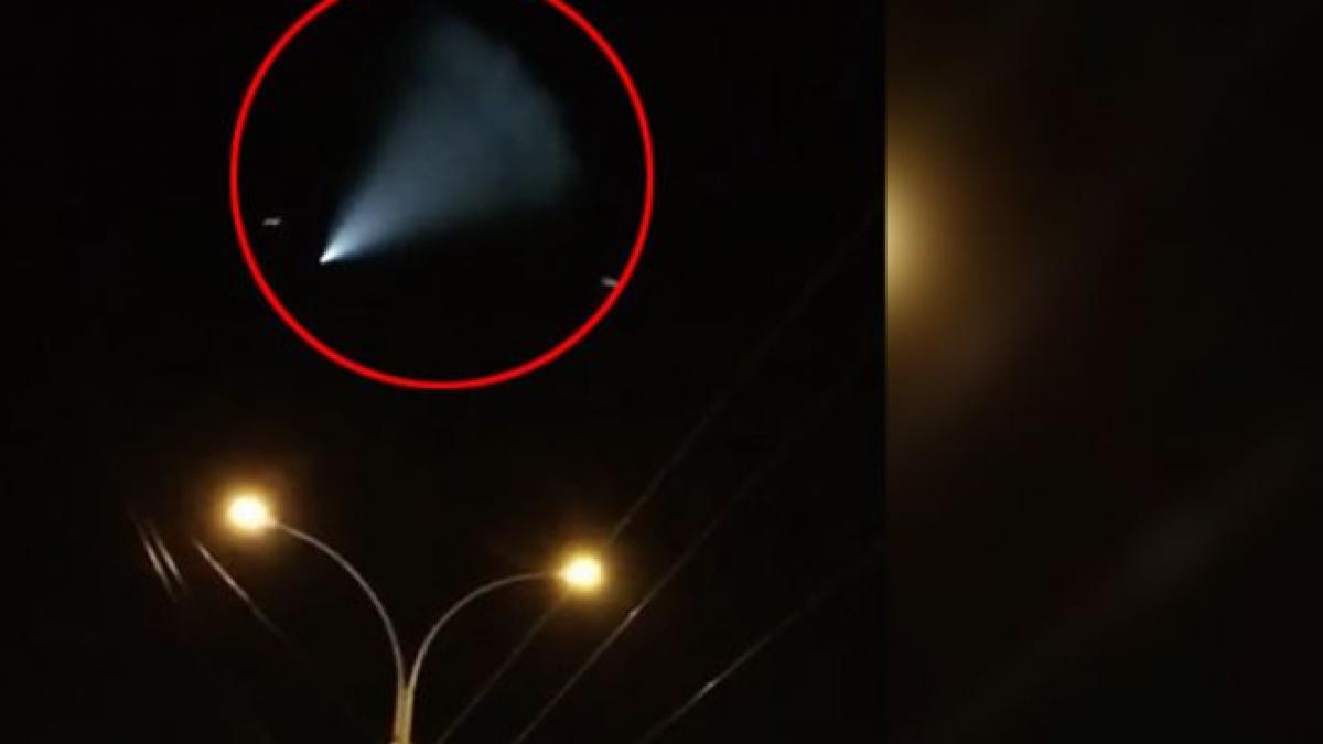 un obiect misterios a fost surprins pe cerul rusiei clipul viral a starnit controverse video