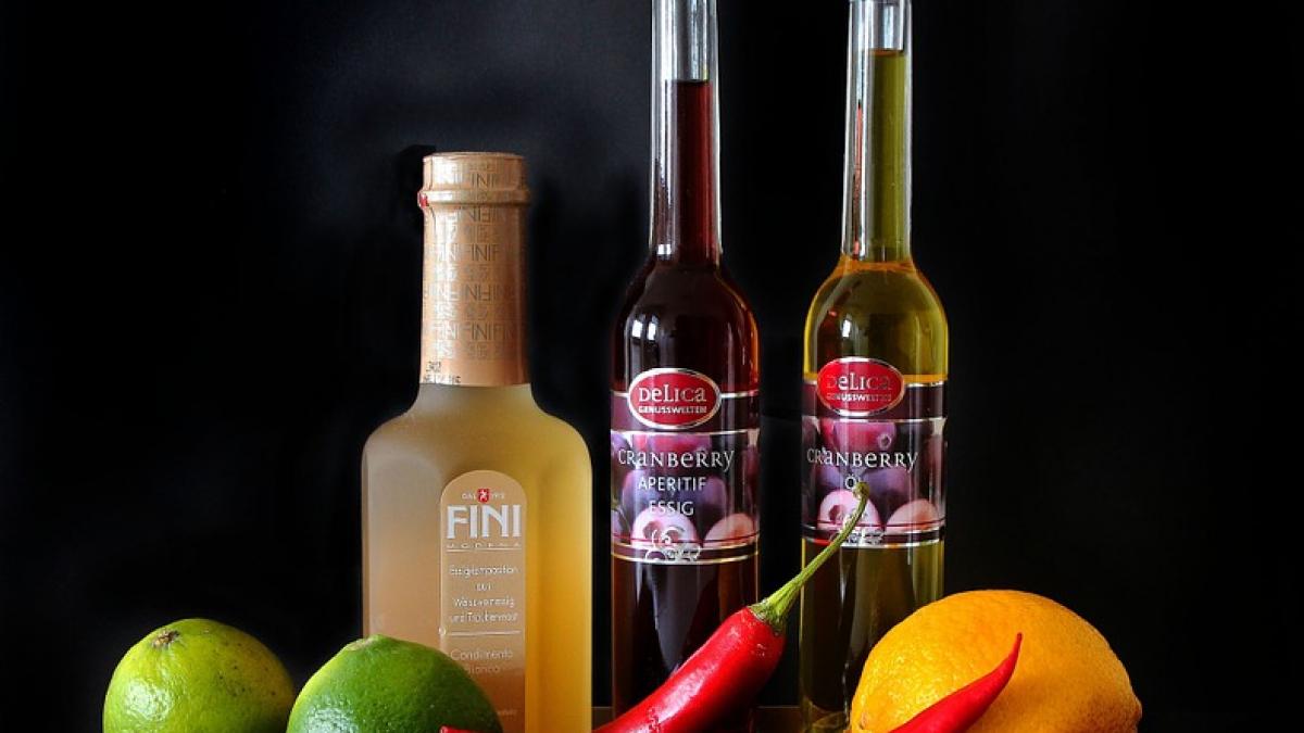 ce se intampla daca pui cateva picaturi de otet pe o felie de paine rezultatul este incredibil