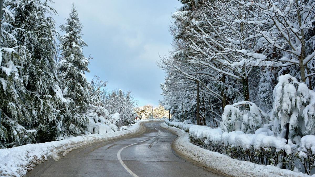 prognoza meteo pentru urmatoarele zile ce se intampla cu ninsorile