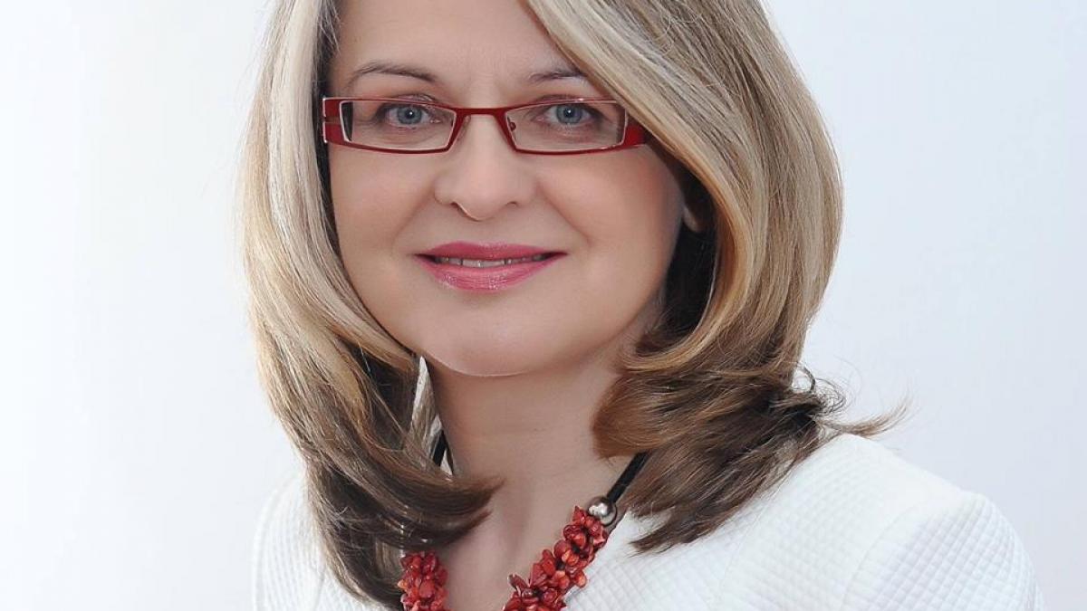 o senatoare psd vrea sa sarbatorim abdicarea regelui mihai