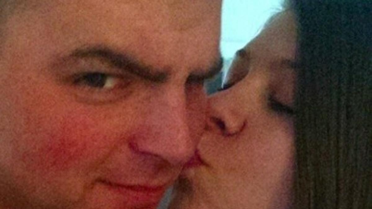 sotul sau nu o ajuta niciodata la treburile casei asa ca se decisese sa divorteze intr o zi cand se