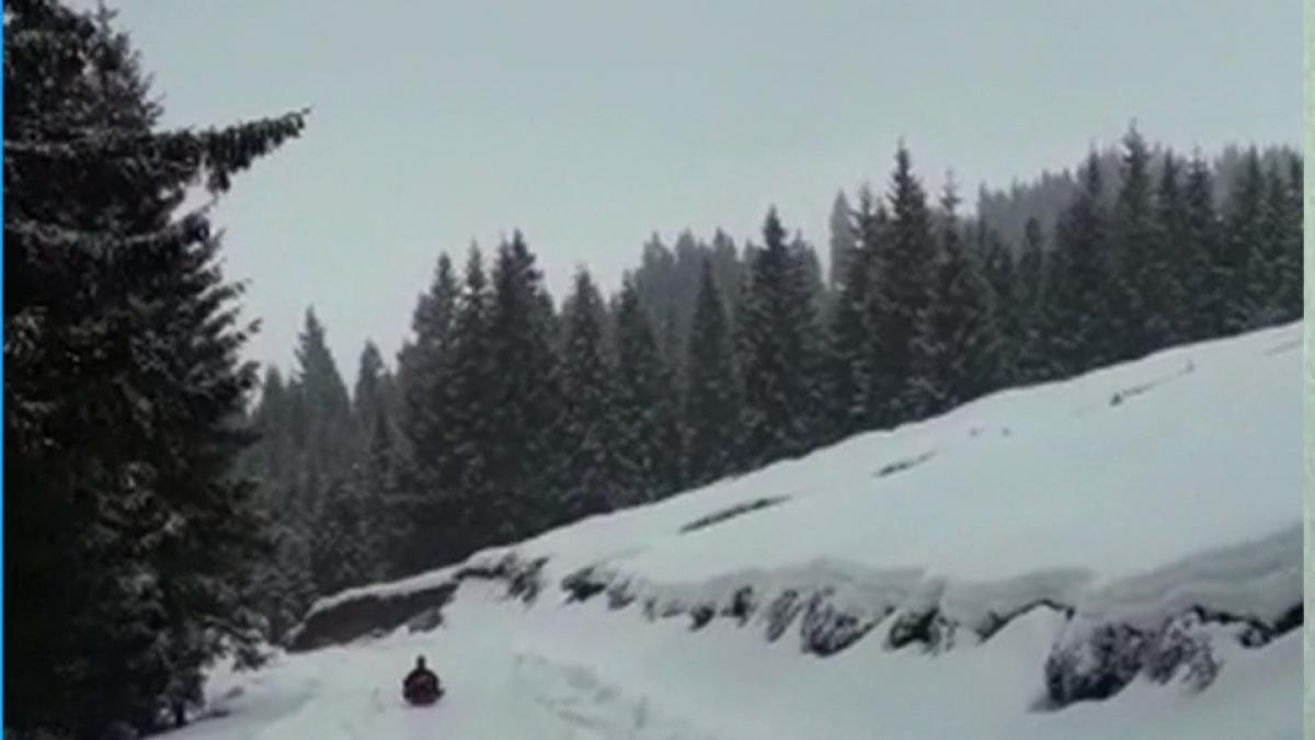 informatii de ultima ora despre cei 20 de turisti blocati pe munte in zona horezu