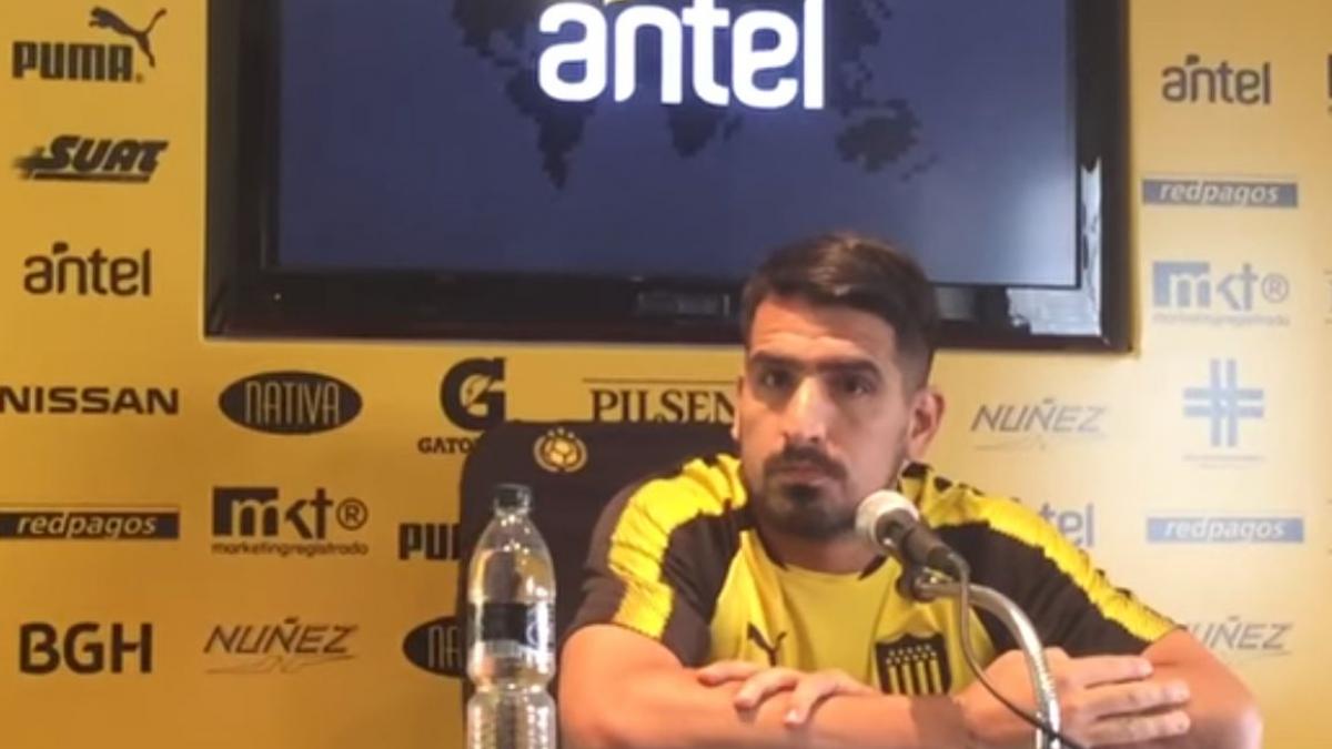 sarbatori de cosmar pentru un fotbalist cunoscut sportivul a suferit arsuri grave la fata de la