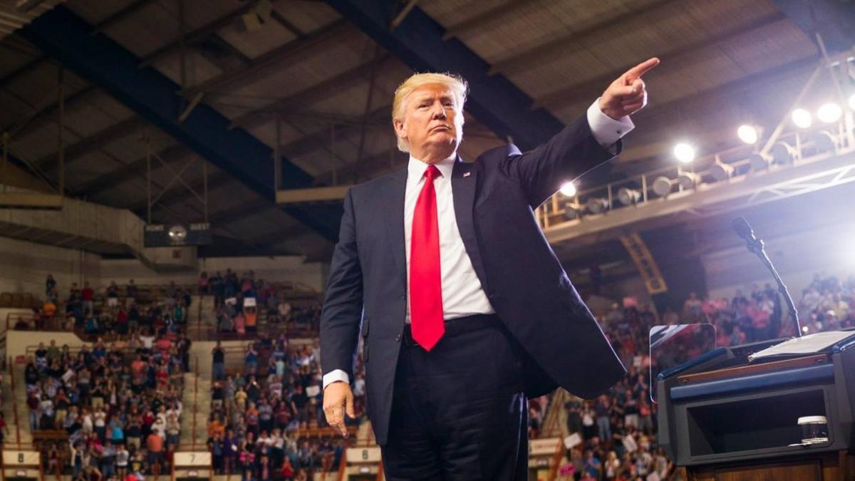 donald trump acuzatii grave la adresa fostului sau consilier