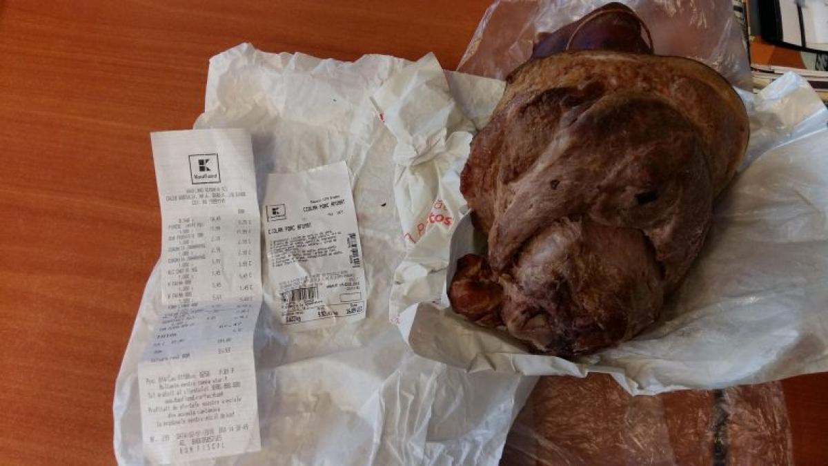 s a dus la supermarket sa cumpere un ciolan afumat insa cand a ajuns acasa oradeanului nu i a venit