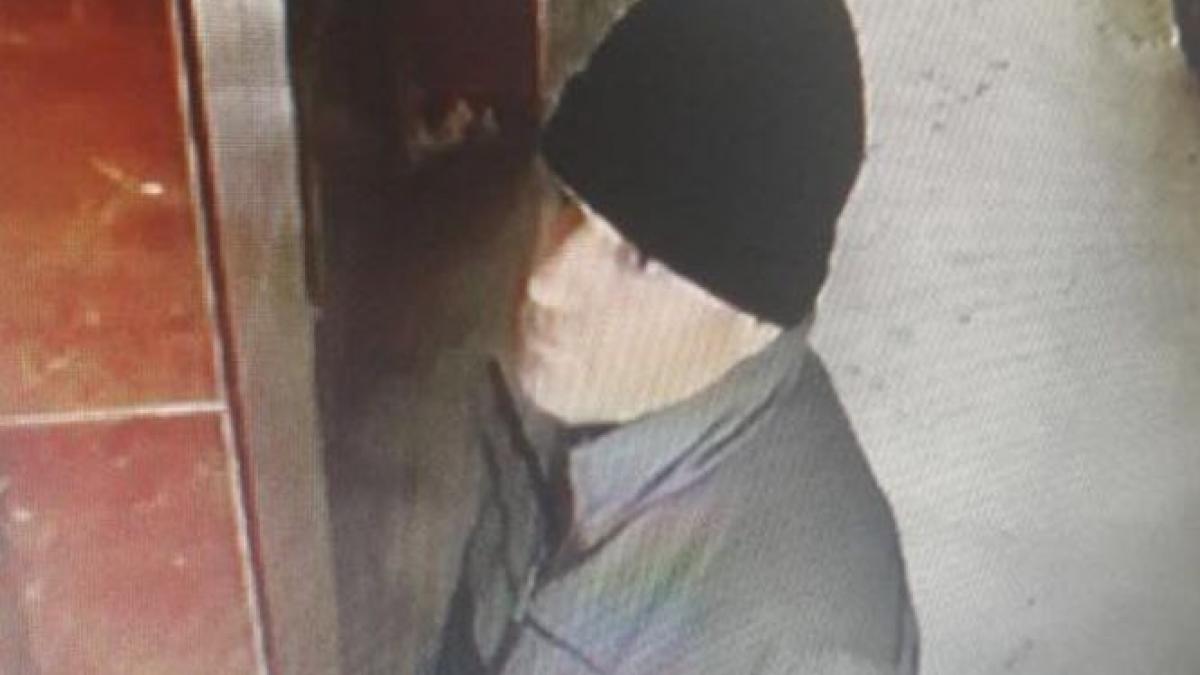 politia inca nu l a gasit pe pedofilul din bucuresti cazul a fost preluat de parchetul de pe langa