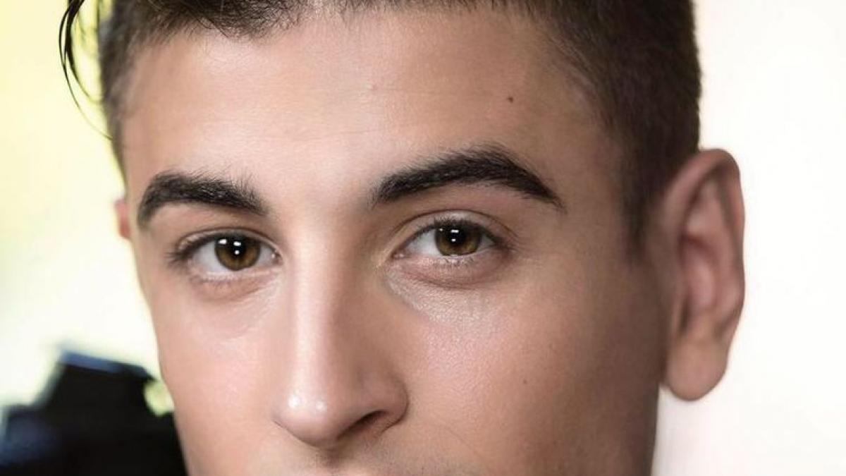 gheorghe este primul actor de filme porno din islanda cum il cheama