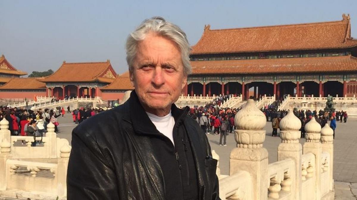 acuzatii grave impotriva lui michael douglas cum s a aparat celebrul actor