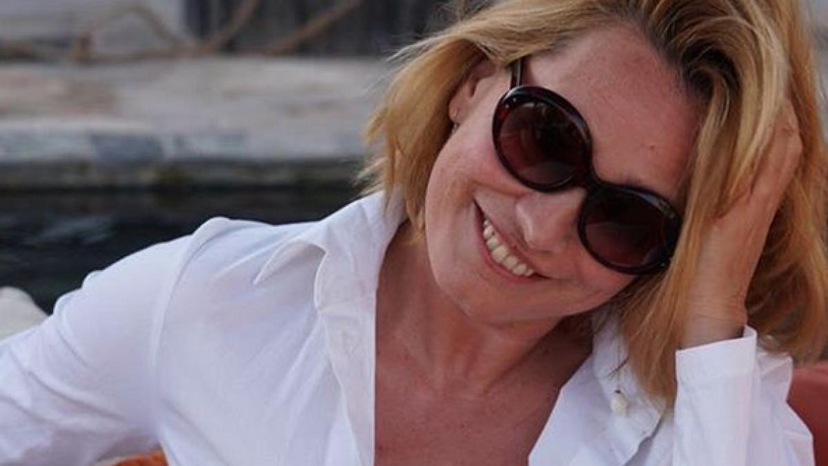 andreea esca criticata de un fan ai ceva intre dinti ce raspuns incredibil a oferit vedeta tv