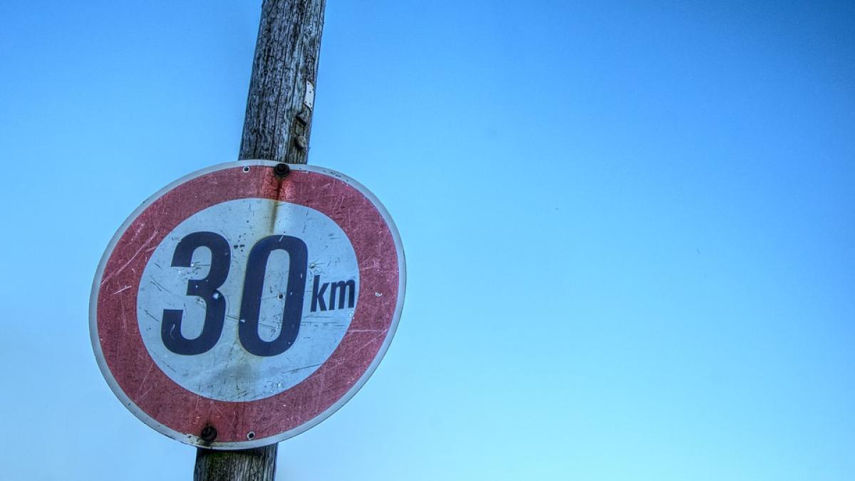 viteza legala redusa pe drumurile secundare anuntul facut de guvern in franta se petrec multe