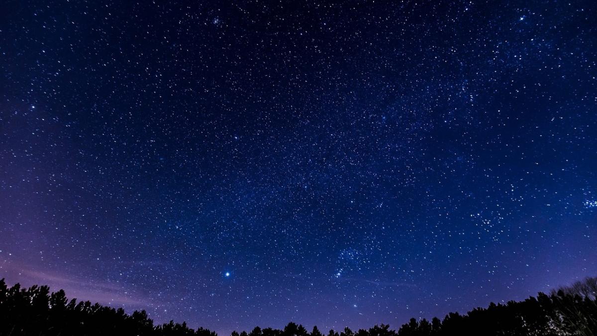 ce spun astronomii despre sursa misterioasa a unor semnale radio venite din spatiu abia acum s a