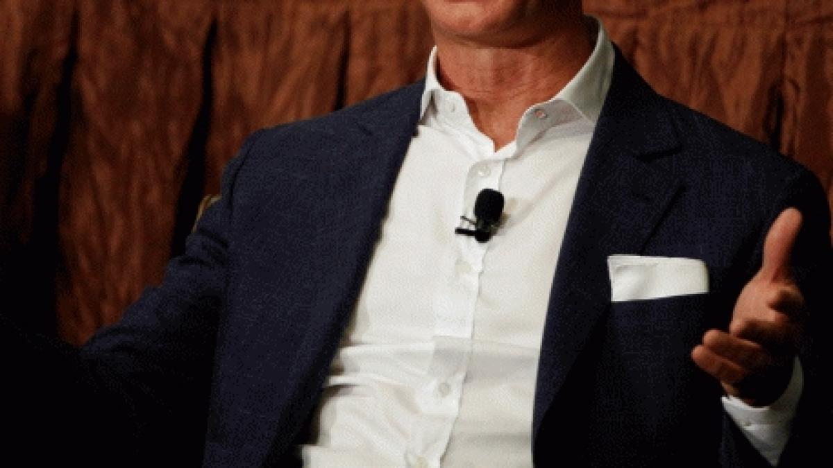 cine este cea mai bogata persoana a tuturor timpurilor