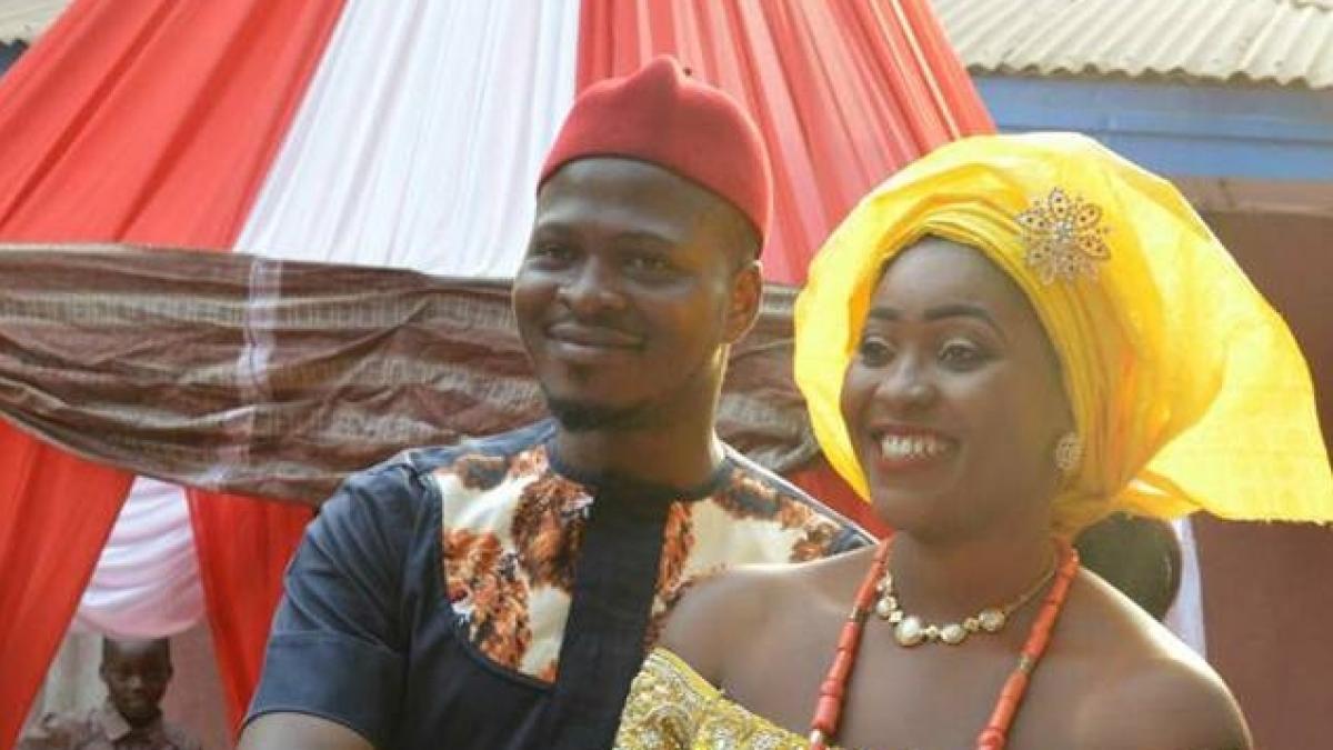 a raspuns la o postare pe facebook iar dupa sase zile a ajuns sa fie casatorita cu un strain