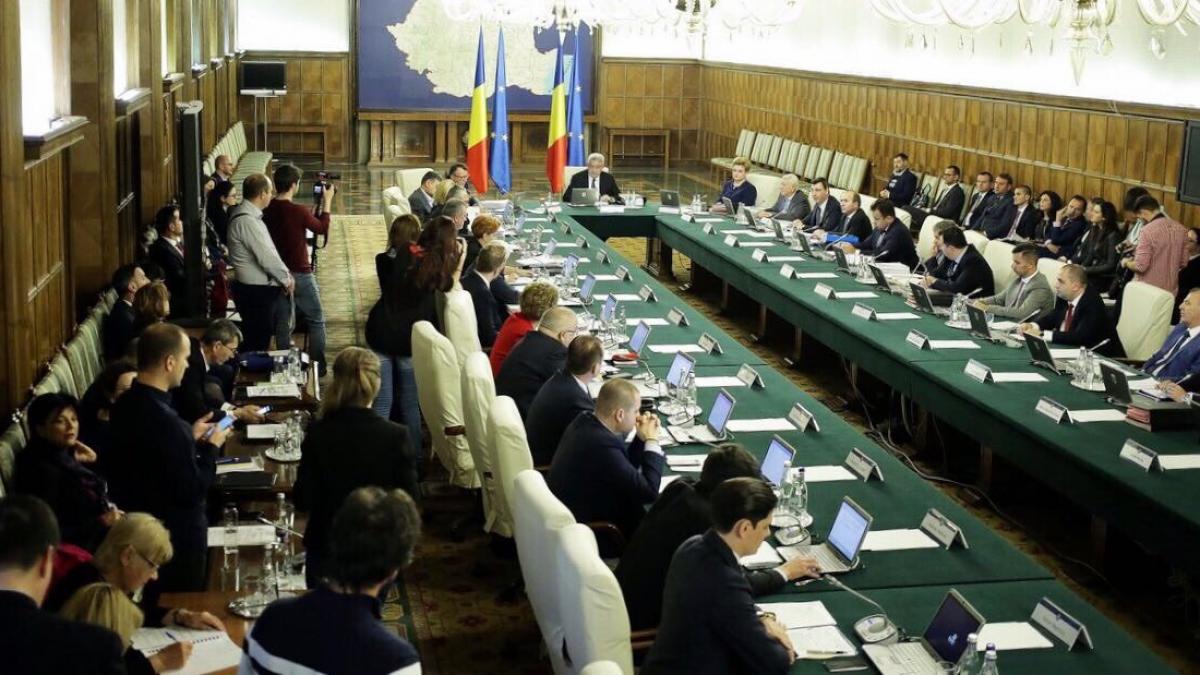 romania record european la numarul de ministri