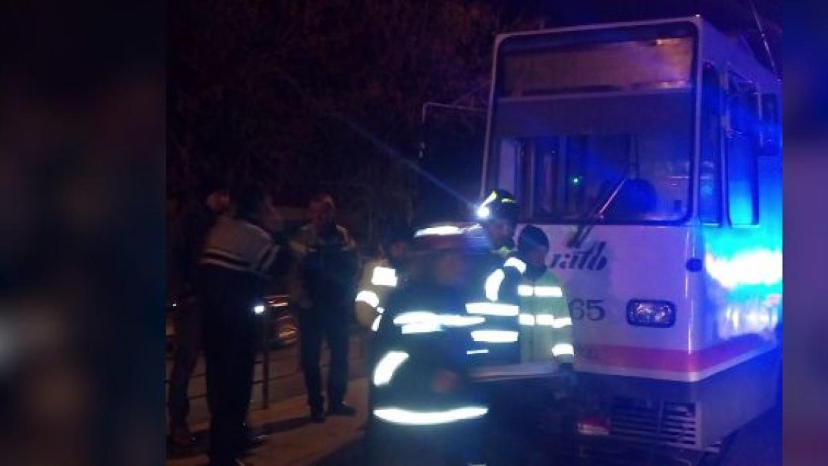 accident cumplit in bucuresti un barbat a fost prins sub un tramvai pe soseaua viilor