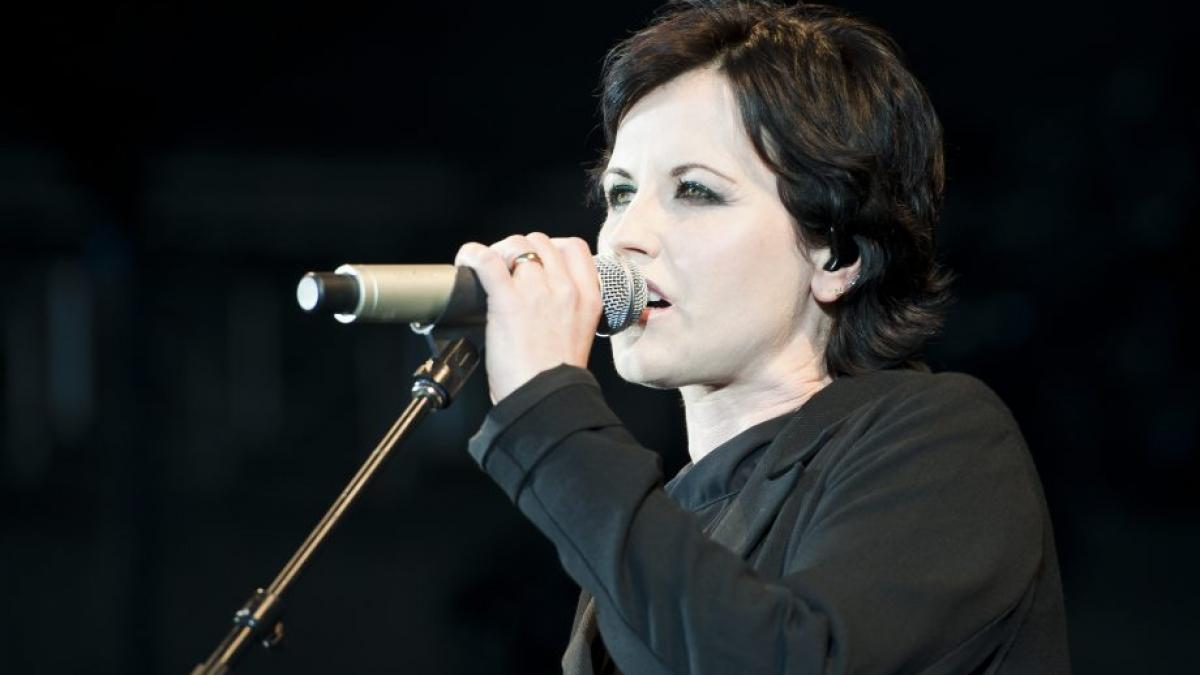 doliu in lumea muzicii solista trupei the cranberries a murit la 46 de ani