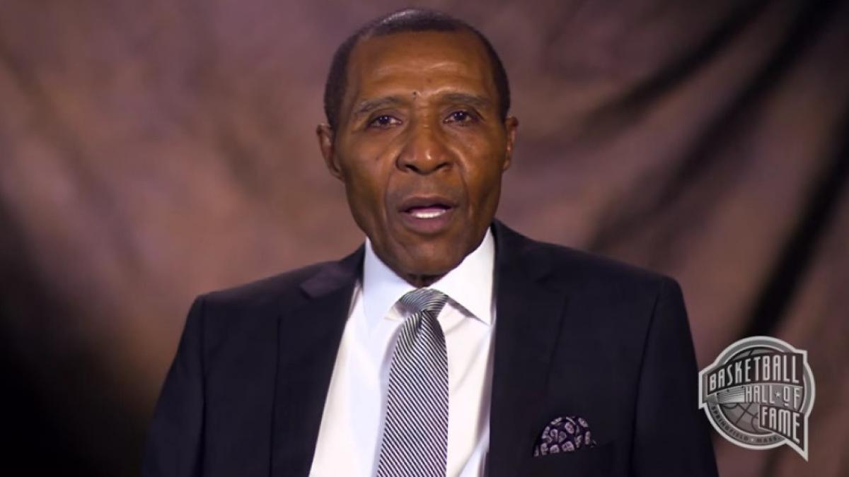 o legenda a baschetului a incetat din viata