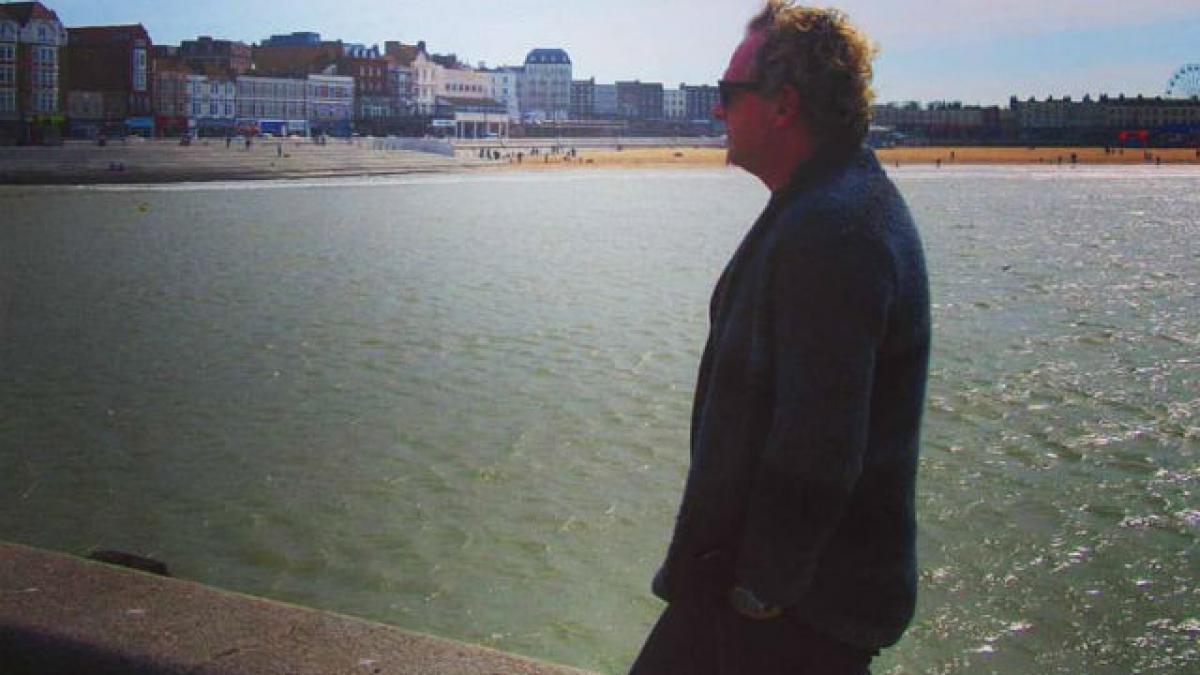 il mai tii minte pe fostul prezentator tv leonard miron este iubitul unui duce dezvaluiri explozive