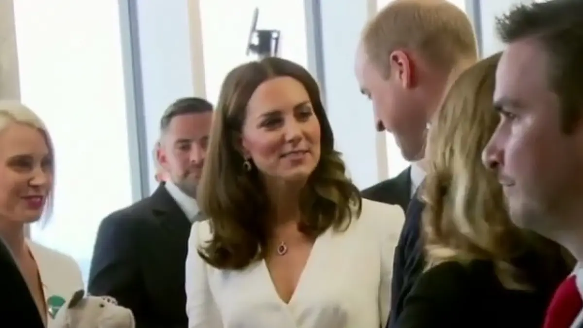 motivul pentru care kate middleton nu mai poarta inelul de logodna video