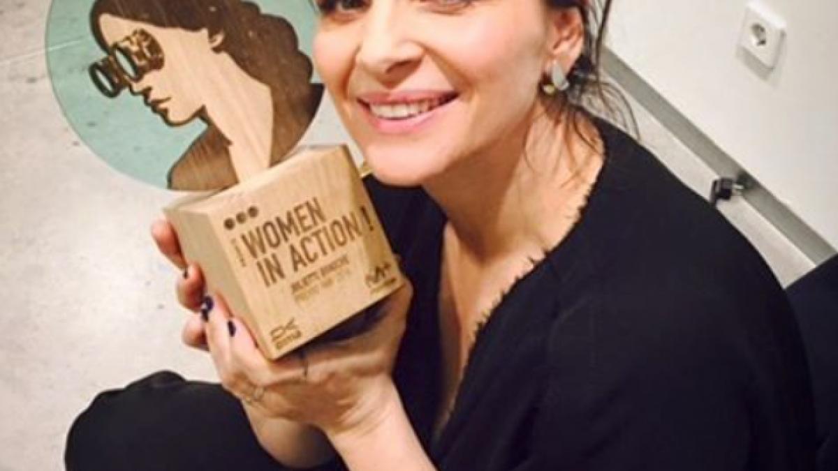 actrita juliette binoche premiata de unifrance pentru contributia la splendoarea cinematografiei